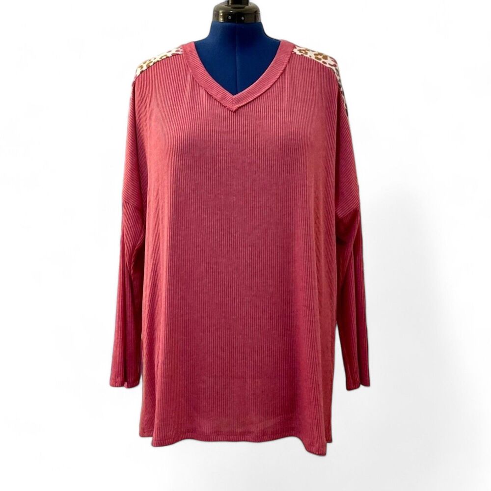 HoneyMe Curvy Hot Pink Knit top with Leopard Print, NEW! Size 3XL